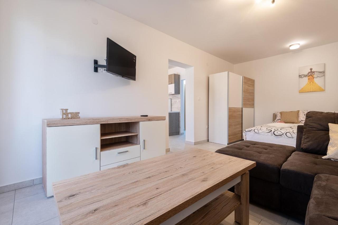 Apartments Mira Neum Extérieur photo