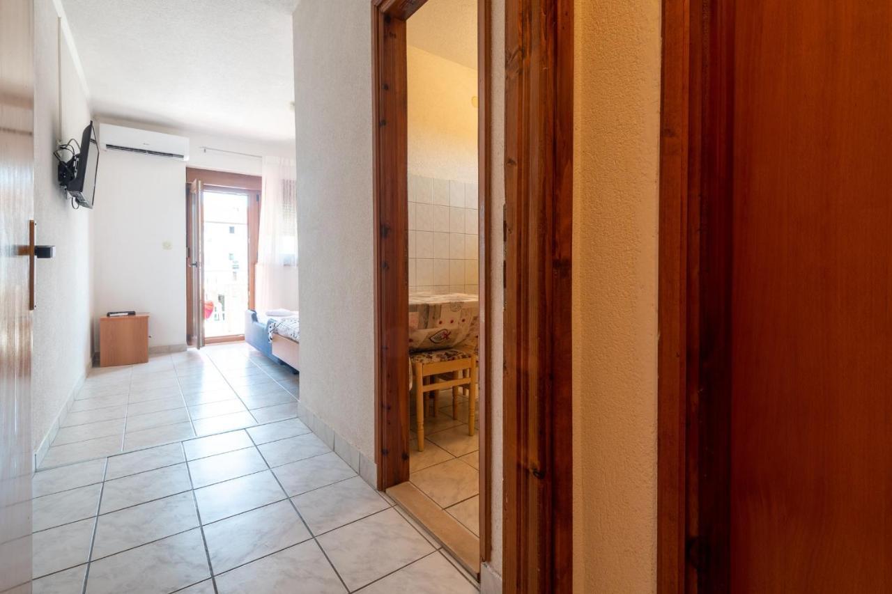 Apartments Mira Neum Extérieur photo