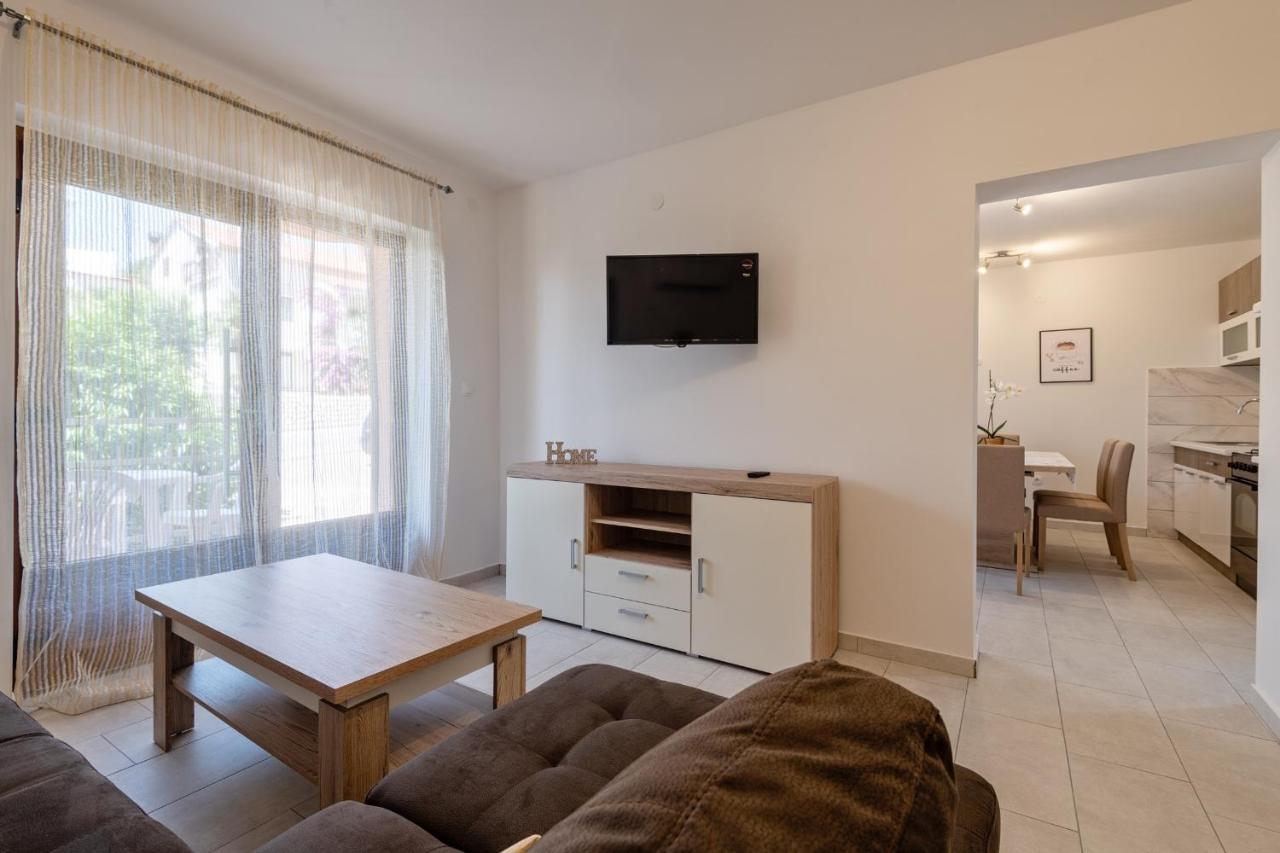 Apartments Mira Neum Extérieur photo